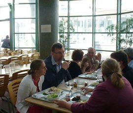 Lunch at St-Quentin (Jennifer Wellman / Robert Hampson / Carola Kaplan / Claude Maisonnat)